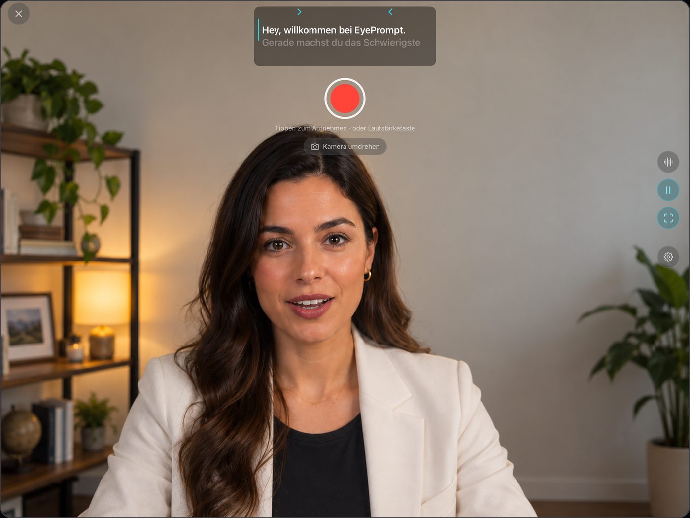 EyePrompt auf dem iPad quer: das Skript im Band unter der Kamera, eine Frau spricht direkt in die Linse